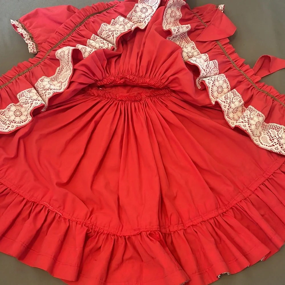 FOLKLORIC BEAUTIFULL Ruffled Girls DRESS - Picture 10 of 13